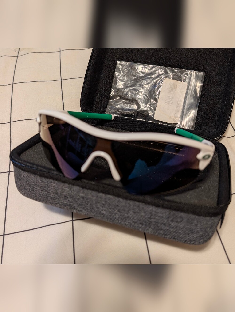Oakley Radarlock Path Sunglasses POLARIZED